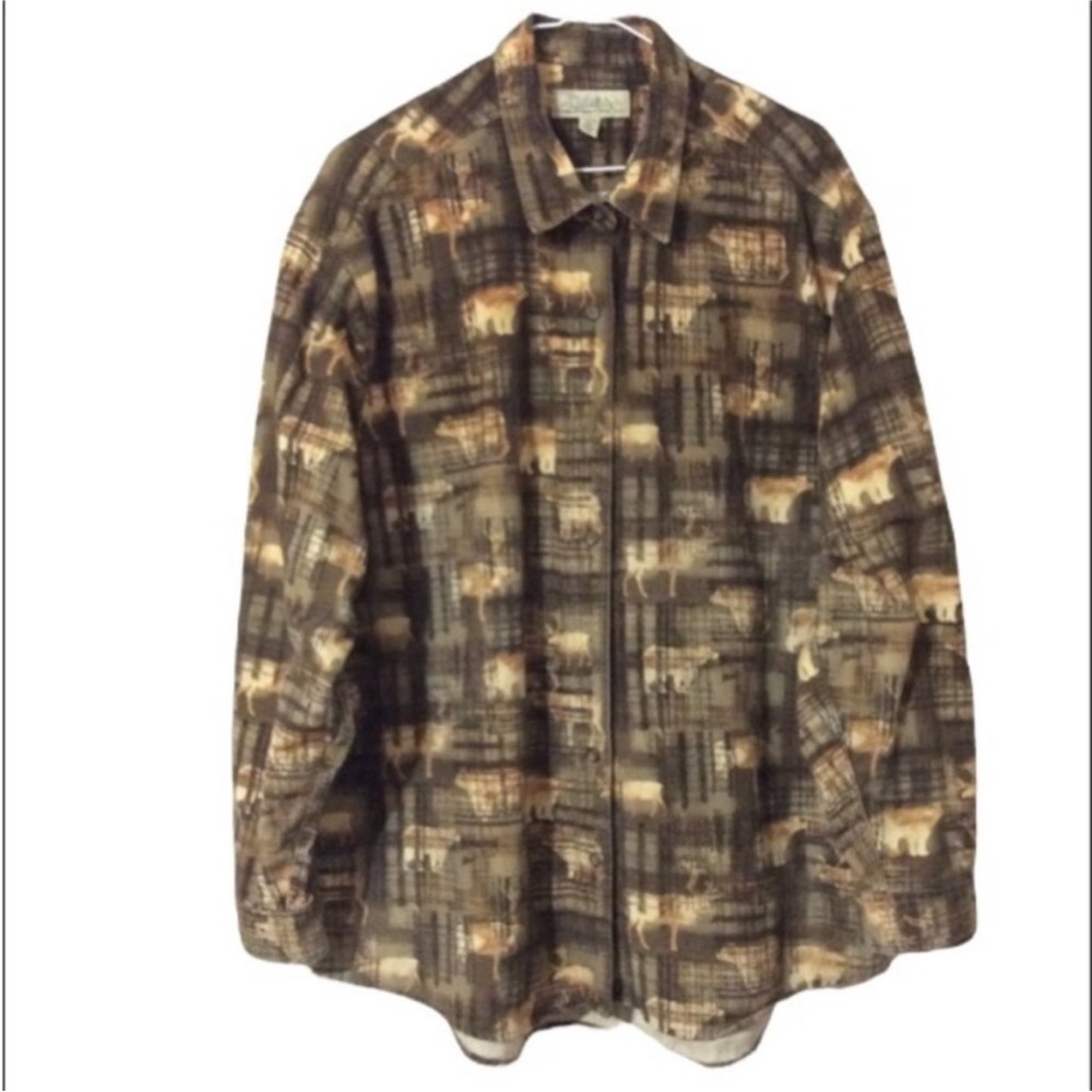 CABELA’S Woman's FOREST PRINT Button Down SHIRT 
Size 2XL